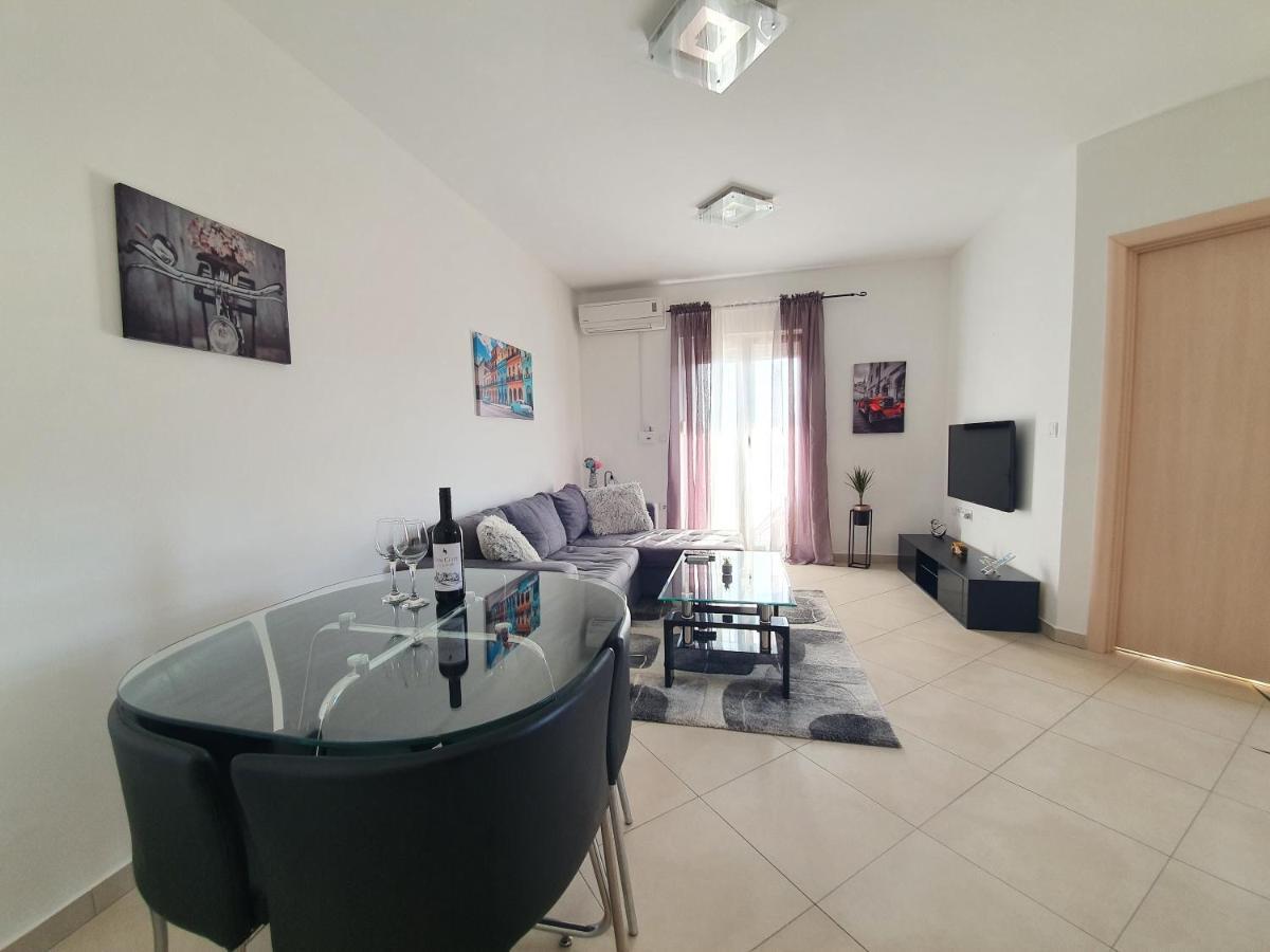 Alex Apartment Медулин Экстерьер фото