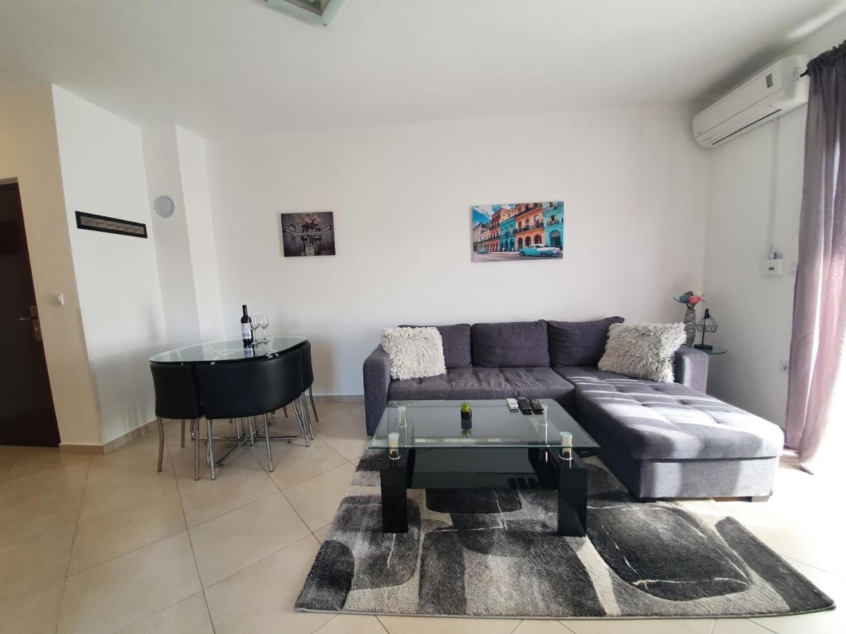 Alex Apartment Медулин Экстерьер фото