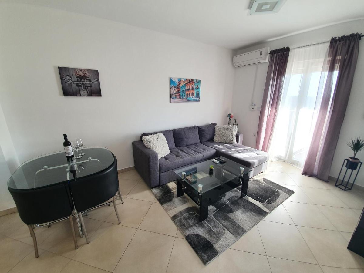 Alex Apartment Медулин Экстерьер фото